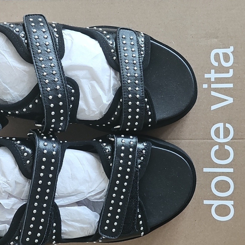 Dolce Vita Midnight Dubai Stud Crinkle Patent Leather Sandals - Picture 3 of 10